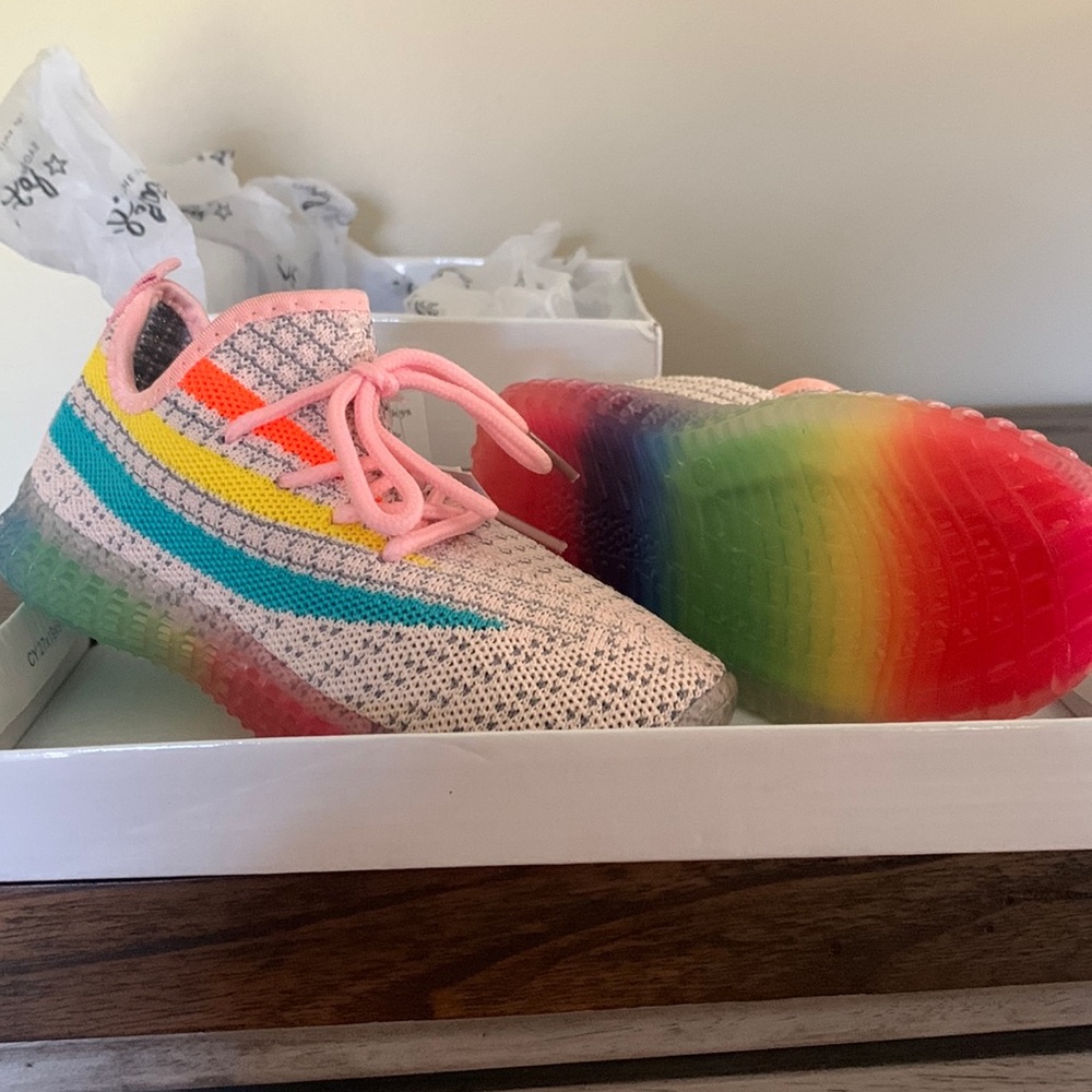 Brand new Lola and the Boys sneakers